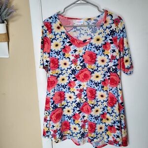 LuLaRoe Womans Sz M Tunic Bright Flowered Red Blue Short Sleeve Scoop Slit Hem